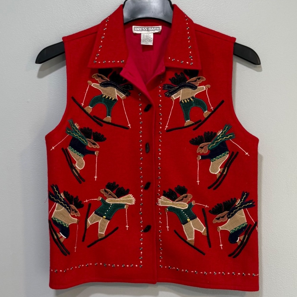 Women's Red Wool Blend Skiing Moose Embroidered Vest Size S holiday
